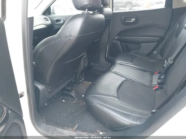 3C4NJCBB2JT410872 2018 JEEP COMPASS - Image 8