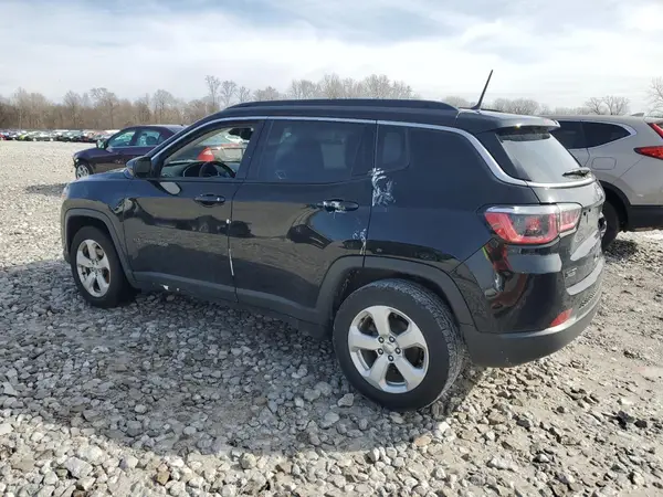 3C4NJCBB2JT411388 2018 JEEP COMPASS - Image 2