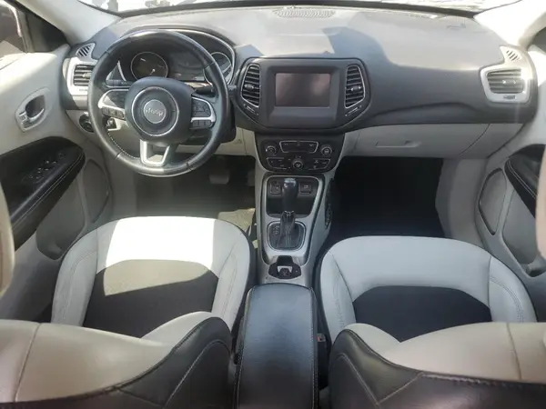 3C4NJCBB2JT462891 2018 JEEP COMPASS - Image 8