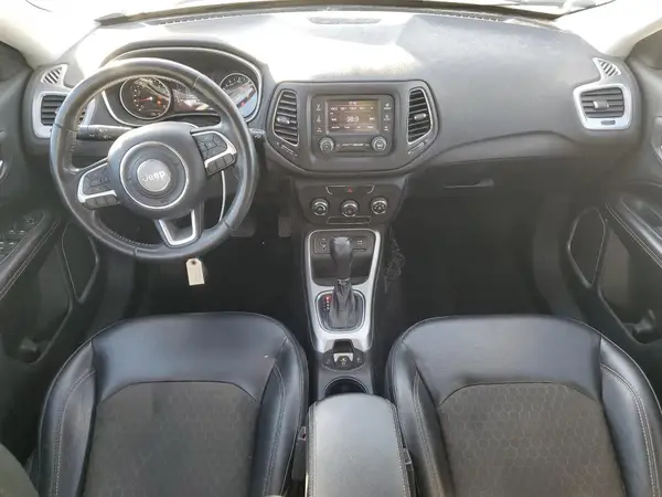3C4NJCBB2JT466455 2018 JEEP COMPASS - Image 8