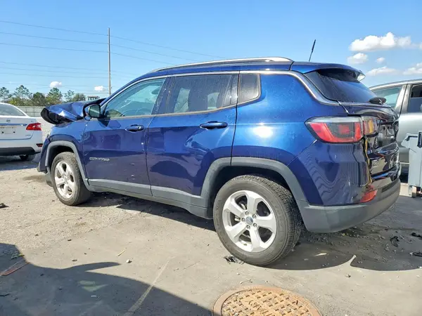 3C4NJCBB2JT489363 2018 JEEP COMPASS - Image 2