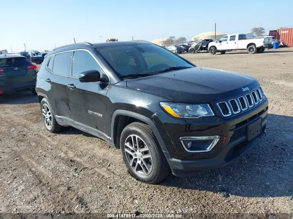 3C4NJCBB2JT494725 2018 JEEP COMPASS - Image 1