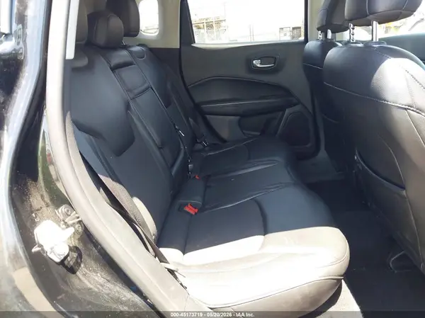 3C4NJCBB2JT501995 2018 JEEP COMPASS - Image 8