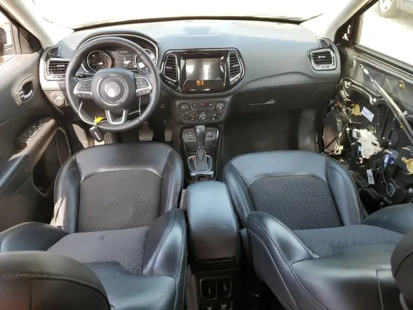 3C4NJCBB2KT613875 2019 JEEP COMPASS - Image 8
