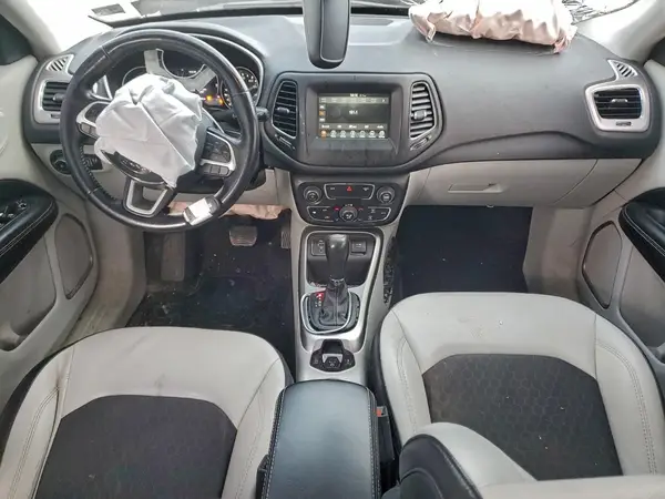 3C4NJCBB2KT615254 2019 JEEP COMPASS - Image 8