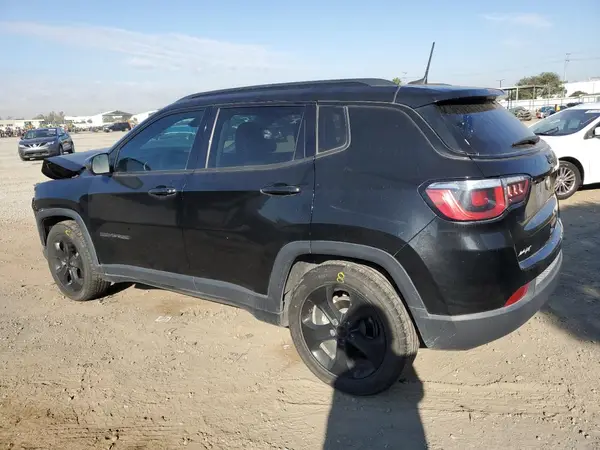3C4NJCBB2KT616470 2019 JEEP COMPASS - Image 2