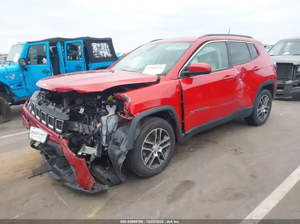 3C4NJCBB2KT658914 2019 JEEP COMPASS - Image 2
