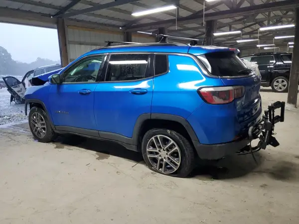 3C4NJCBB2KT668553 2019 JEEP COMPASS - Image 2