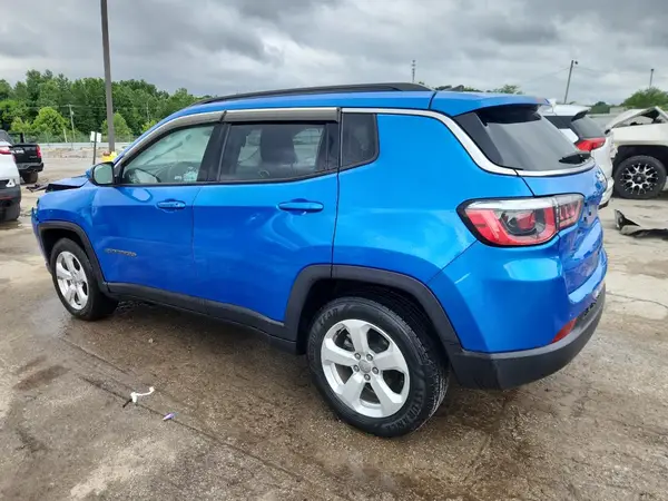3C4NJCBB2KT699740 2019 JEEP COMPASS - Image 2