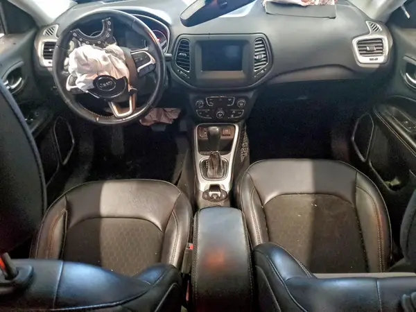 3C4NJCBB2KT736883 2019 JEEP COMPASS - Image 8