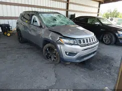 3C4NJCBB2KT762786 2019 JEEP COMPASS