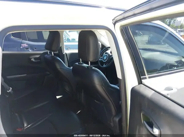 3C4NJCBB2KT778048 2019 JEEP COMPASS - Image 8
