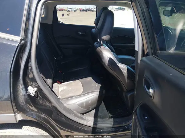 3C4NJCBB2KT788837 2019 JEEP COMPASS - Image 8