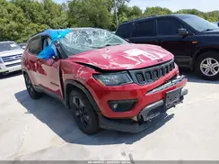 3C4NJCBB2KT797098 2019 JEEP COMPASS