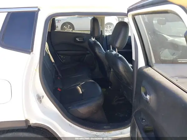 3C4NJCBB2KT802879 2019 JEEP COMPASS - Image 8