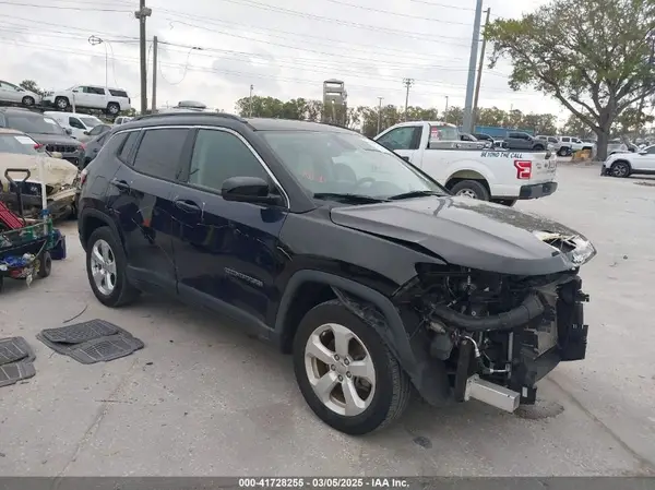 3C4NJCBB2KT815146 2019 JEEP COMPASS - Image 1