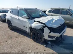3C4NJCBB2KT832402 2019 JEEP COMPASS
