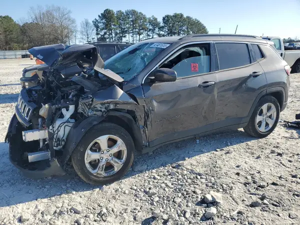 3C4NJCBB2KT840578 2019 JEEP COMPASS - Image 1