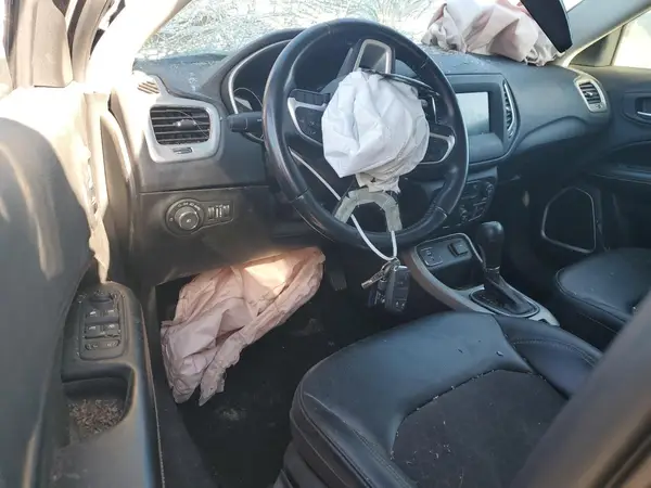 3C4NJCBB2KT840578 2019 JEEP COMPASS - Image 8