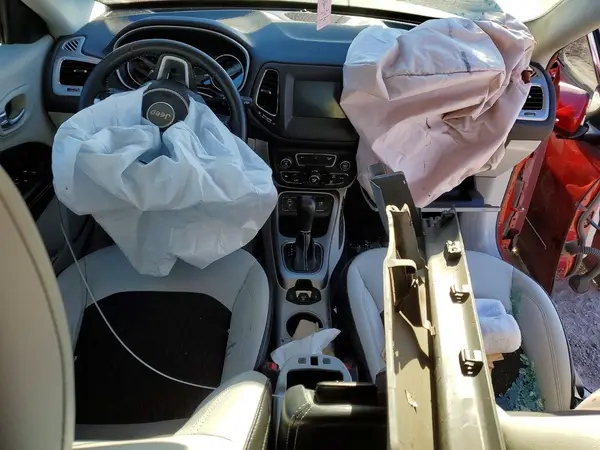3C4NJCBB2KT843772 2019 JEEP COMPASS - Image 8