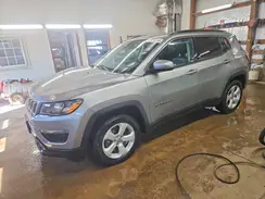 3C4NJCBB2KT855064 2019 JEEP COMPASS