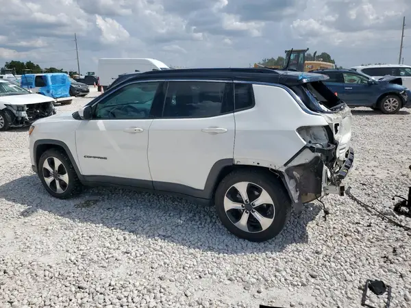 3C4NJCBB2LT102572 2020 JEEP COMPASS - Image 2