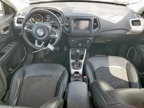 3C4NJCBB2LT102572 2020 JEEP COMPASS - Image 8