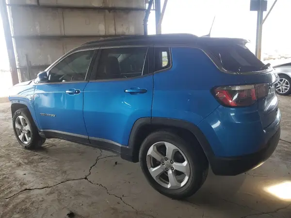 3C4NJCBB2LT129318 2020 JEEP COMPASS - Image 2