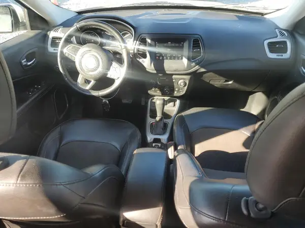 3C4NJCBB2LT141596 2020 JEEP COMPASS - Image 8