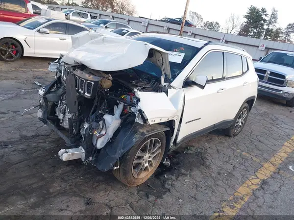 3C4NJCBB2LT143039 2020 JEEP COMPASS - Image 2