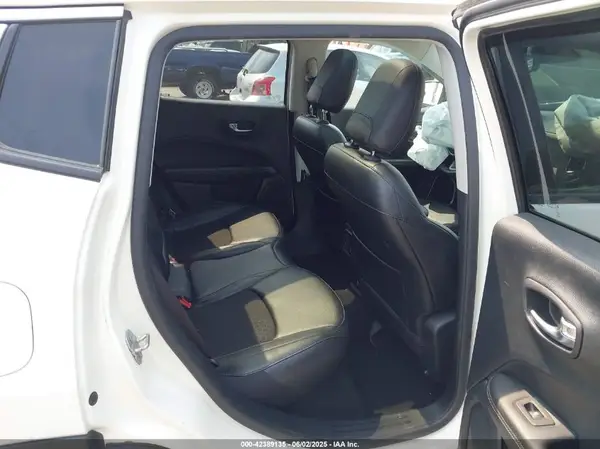 3C4NJCBB2LT205958 2020 JEEP COMPASS - Image 8