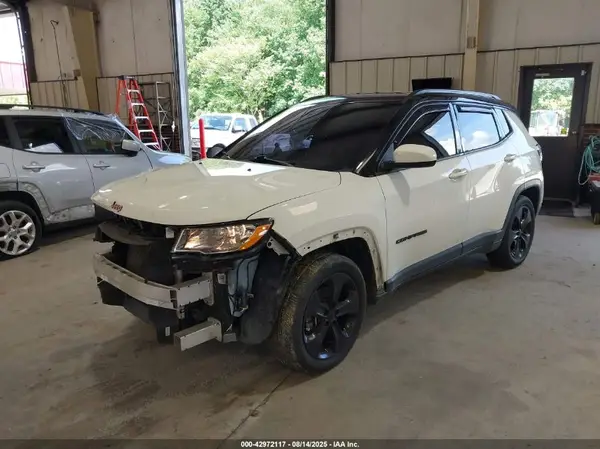 3C4NJCBB2LT246669 2020 JEEP COMPASS - Image 2