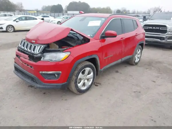 3C4NJCBB2MT523239 2021 JEEP COMPASS - Image 2