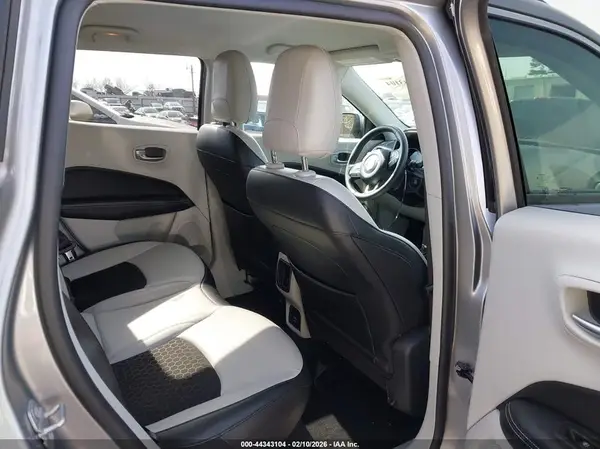 3C4NJCBB2MT526951 2021 JEEP COMPASS - Image 8
