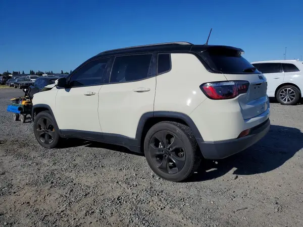 3C4NJCBB2MT538890 2021 JEEP COMPASS - Image 2