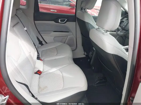 3C4NJCBB2NT139933 2022 JEEP COMPASS - Image 8