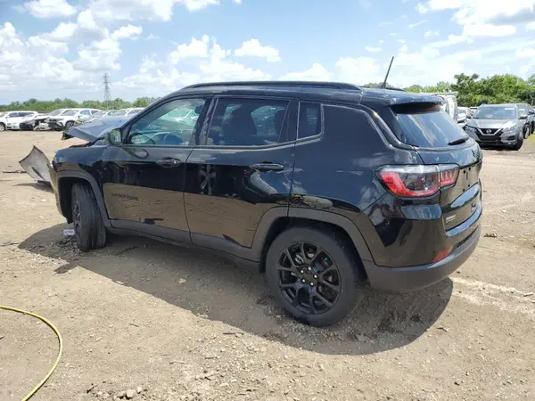 3C4NJCBB2NT168039 2022 JEEP COMPASS - Image 2