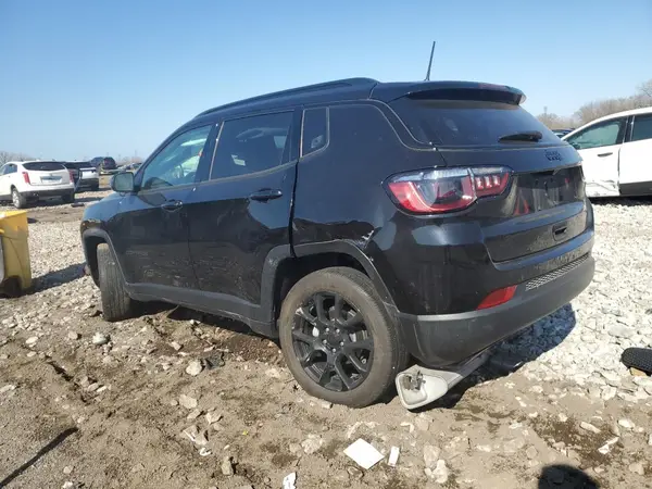 3C4NJCBB2NT187786 2022 JEEP COMPASS - Image 2