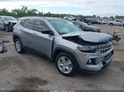 3C4NJCBB2NT188338 2022 JEEP COMPASS