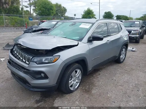 3C4NJCBB2NT188338 2022 JEEP COMPASS - Image 2