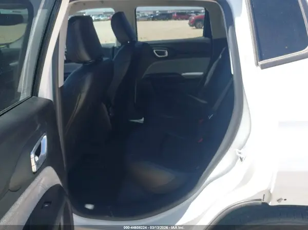 3C4NJCBB2NT202268 2022 JEEP COMPASS - Image 8
