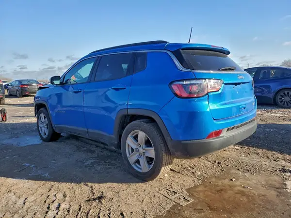 3C4NJCBB2NT229065 2022 JEEP COMPASS - Image 2