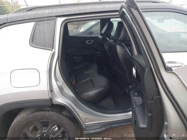 3C4NJCBB2NT234413 2022 JEEP COMPASS - Image 8