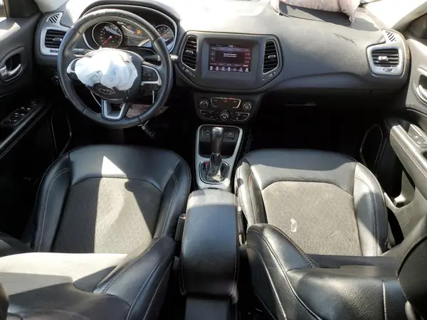 3C4NJCBB3HT632430 2017 JEEP COMPASS - Image 8