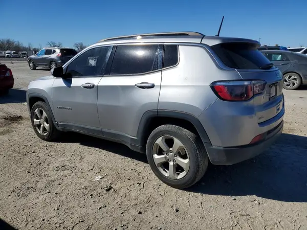 3C4NJCBB3HT658638 2017 JEEP COMPASS - Image 2
