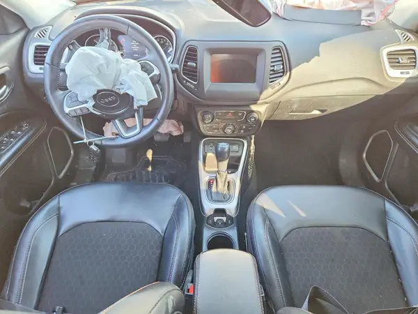 3C4NJCBB3JT108734 2018 JEEP COMPASS - Image 8