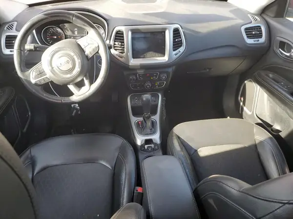 3C4NJCBB3JT124948 2018 JEEP COMPASS - Image 8