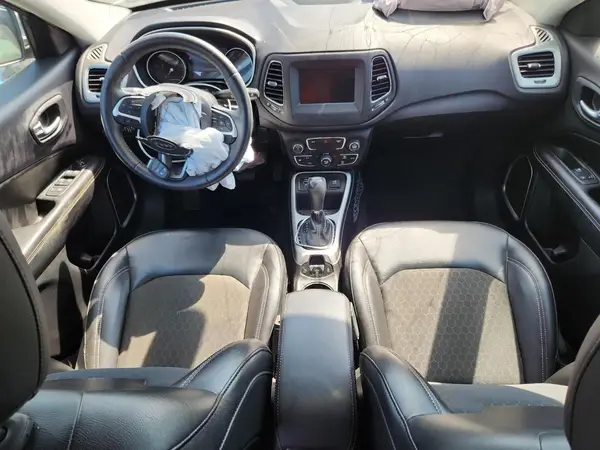 3C4NJCBB3JT127672 2018 JEEP COMPASS - Image 8