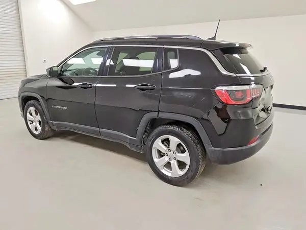 3C4NJCBB3JT134217 2018 JEEP COMPASS - Image 2