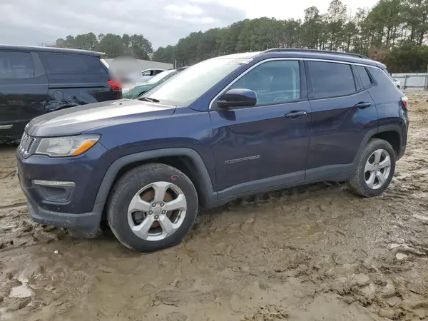 3C4NJCBB3JT137618 2018 JEEP COMPASS - Image 1